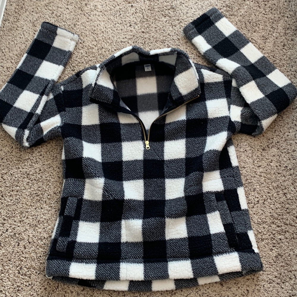 Fleece pullover
